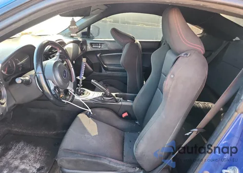 2018 Subaru Brz 2.0 Premium z USA, uszkodzony, nr VIN JF1ZCAB13J9603151